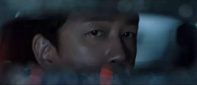 闭眼追凶,揭秘神秘案件背后的视觉谜题